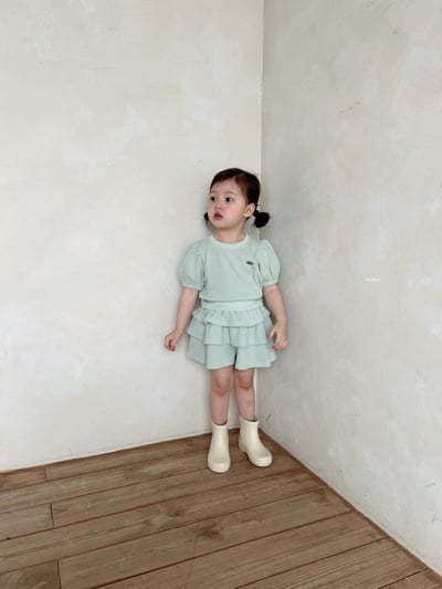 Azalea08｜(85-118cm) 公主袖蛋糕褲套裝2