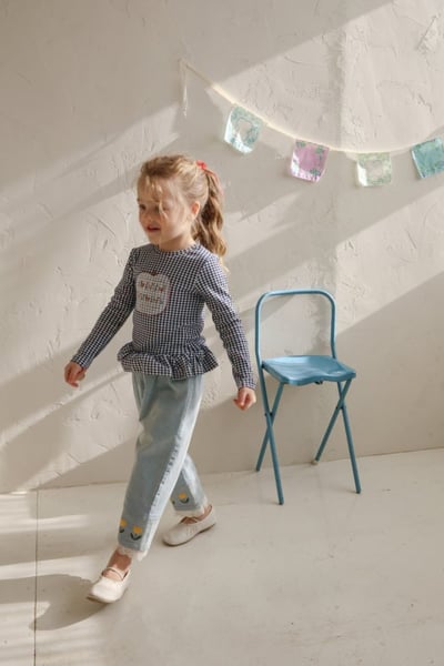 FLO47｜(75-140) 2色鬱金香蕾絲邊牛仔褲14