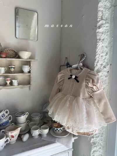 Marron 59｜(3m-18m) 宮廷袖珍珠蕾絲薄紗包屁衣11