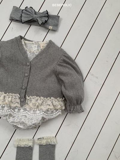 Bebe holic23｜(3m-18m) 蕾絲滾邊針織開襟外套9