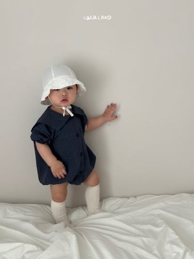 lala land26｜(3m-18m) 2色素面翻領包屁衣13