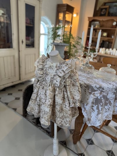 Marron 66｜(1y-6y) 古典碎花荷葉洋裝9