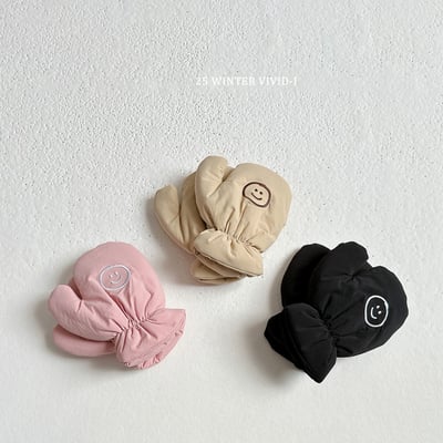 vivid117｜(free) 微笑手套9