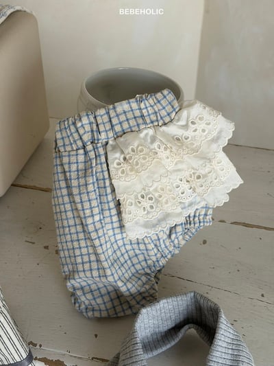 Bebe holic08｜(3m-18m) 格子精靈邊褲9