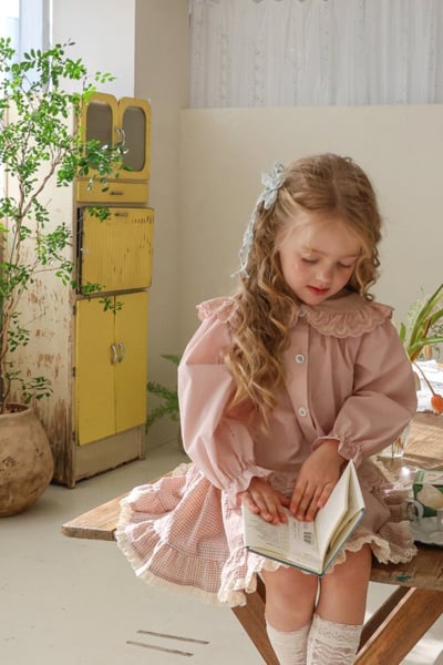 FLO31｜(75-140) 2色荷葉蕾絲翻領襯衫3