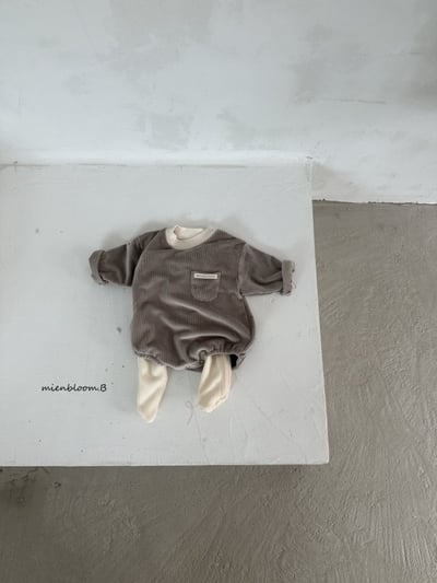 Bloom.b17｜(0m-24m) 絲絨口帶包屁衣11