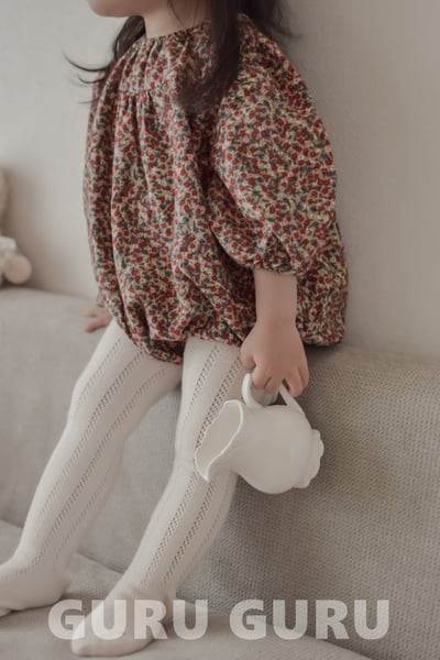 GURU GURU25｜(6m-24m) 2色滿版碎花包屁衣18