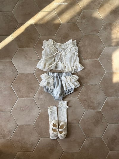 Bebe holic08｜(3m-18m) 格子精靈邊褲11