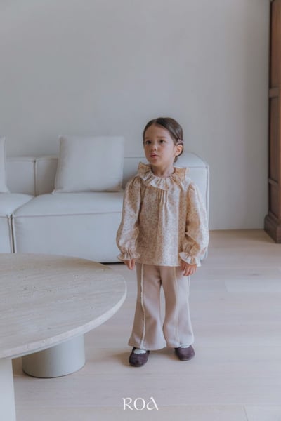 ROA23｜(80cm-120cm) 2色蕾絲線條喇叭褲12