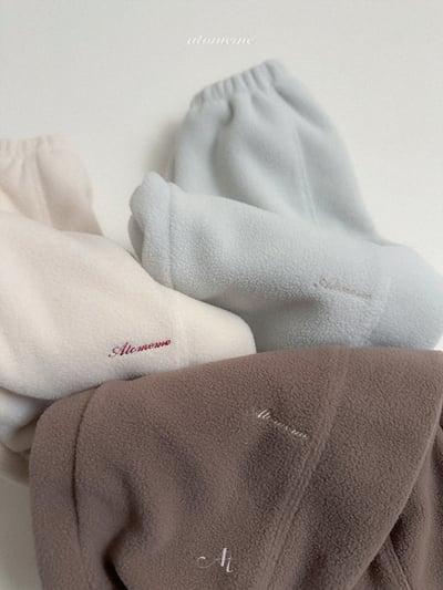 AT03｜(70-110) 韓系刺繡刷毛束口褲2