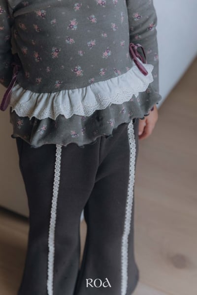 ROA23｜(80cm-120cm) 2色蕾絲線條喇叭褲20