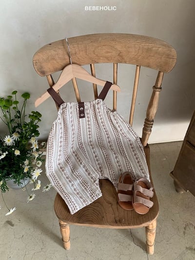 Bebe holic17｜(3m-18m) 復古碎花吊帶褲11