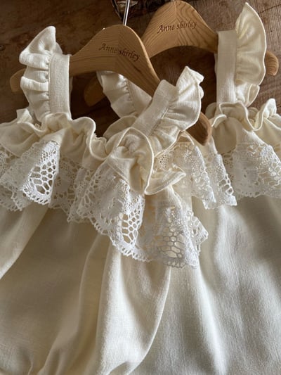 Anne Shirley08｜(1y-5y) 1色荷葉蕾絲無袖洋裝2