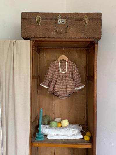 JE624｜(73cm-100cm) 復古格紋喇叭袖包屁衣15