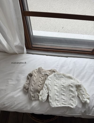 Bloom.b29｜(0m-24m) 麻花針織上衣1