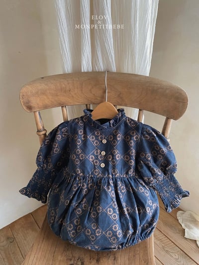 Monpetitbebe03｜(6m-18m) 古典荷葉立領公主袖包屁衣10