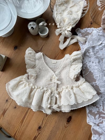 Marron 11｜(1y-6y) 刷毛蕾絲荷葉邊背心3