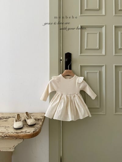 MONBEBE19｜(3m-24m) 簡約荷葉飛袖洋裝包屁衣3