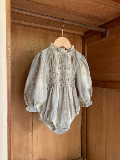 JE623｜(66cm-90cm) 復古立領花邊包屁衣15