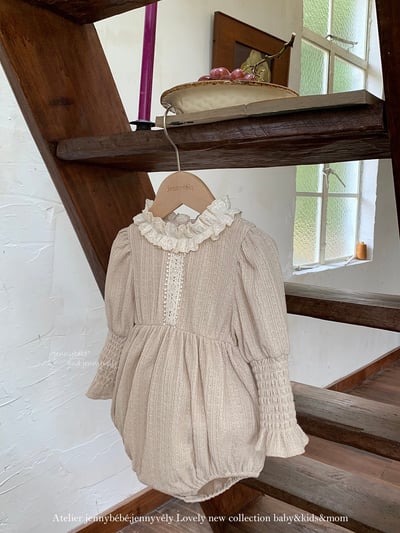 JE585｜(66-90cm) 蕾絲花邊領泡泡袖包屁衣5