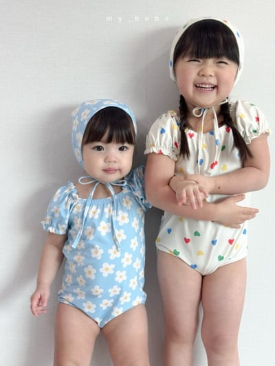 my_bebe02｜(75-105cm) 抓皺小花愛心泳衣含泳帽8