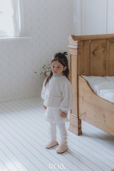 ROA24｜(80cm-120cm) 3色荷葉滾邊高領素色上衣6