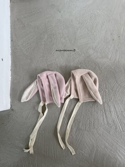 Bloom.b15｜(0m-24m) 刷毛兔子綁帶帽1