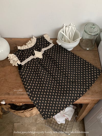 JE 647｜(80-110cm)  碎花蕾絲拼接洋裝1