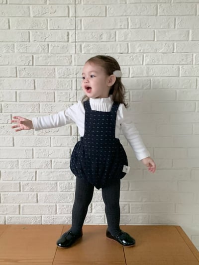 JE618｜(73cm-90cm) 小花舖棉吊帶褲/花邊領上衣2