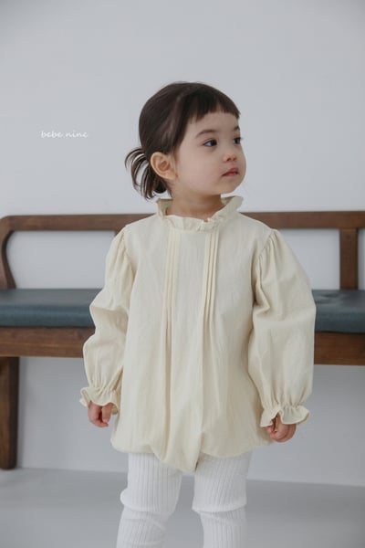 bebe nine05 (65-90) 2色抓皺荷葉立領包屁衣4