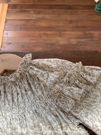 JE553｜(66-90cm) 花邊袖碎花包屁衣20