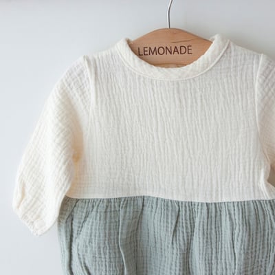 LEMONADE26｜(55cm-85cm) 2色撞色拼接包屁衣含帽子圍兜11