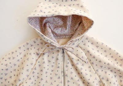 FLO15｜(75-140) 2色蕾絲碎花連帽外套25