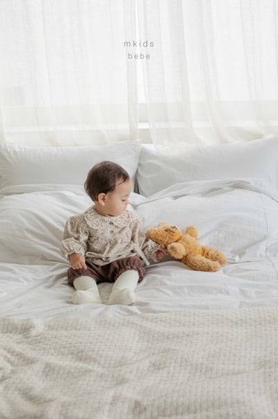 M-KIDS47｜(65-80cm) 2色蕾絲領碎花燈籠褲套裝11