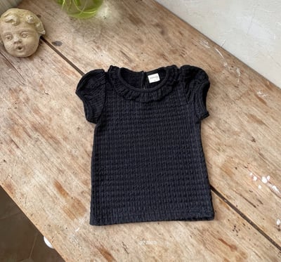 Azalea05｜(85-118cm) 壓紋荷葉邊上衣5