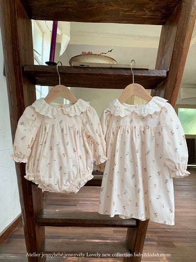 JE550｜(66-120cm) 甜美蕾絲領碎花包屁衣/洋裝1