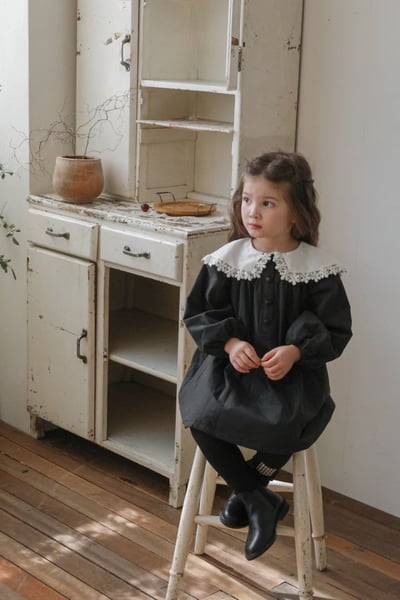 FLO30｜(75-135cm) 2色雪花翻領洋裝15