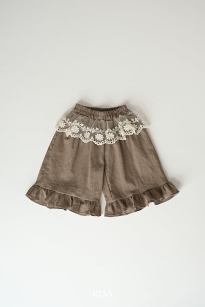 ROA29｜(6m-18m) 2色蕾絲裙擺荷葉七分褲10