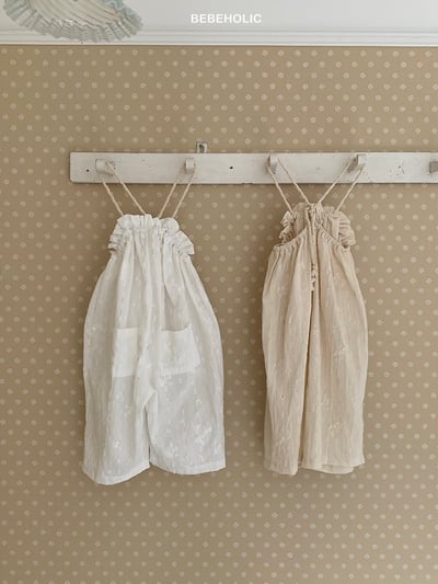 Bebe holic16｜(3m-18m) 氣質細肩吊帶褲3