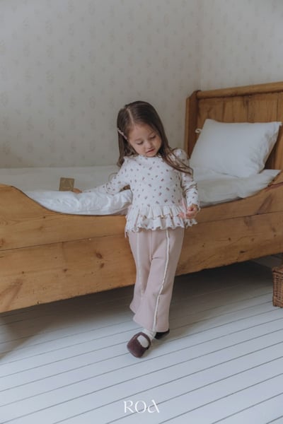 ROA23｜(80cm-120cm) 2色蕾絲線條喇叭褲6