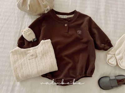 Valubebe32｜(65-80) B英字包屁衣3