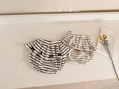 Valubebe65｜(65-80) 荷葉裙擺條紋包屁褲1