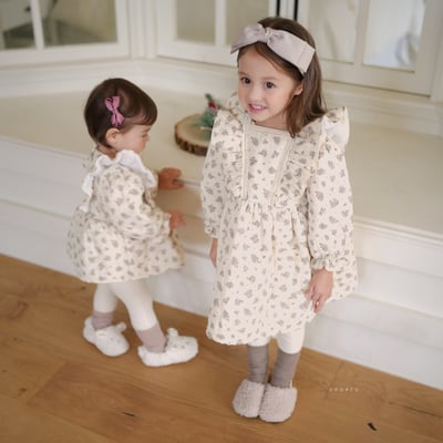 neneru33｜(85cm-125cm) 1色荷葉袖碎花包屁衣5