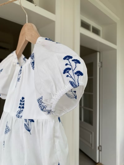 JE10｜(66-120cm-mom) 刺繡小花泡泡袖包屁衣/洋裝9