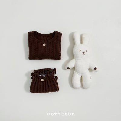 Oottbebe04｜(0m-12m) 壓紋捲邊套裝16