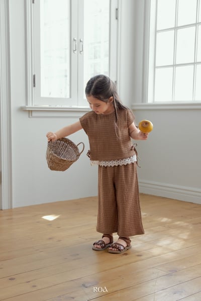 ROA04｜(6m-18m) 2色抓皺蕾絲滾邊套裝1