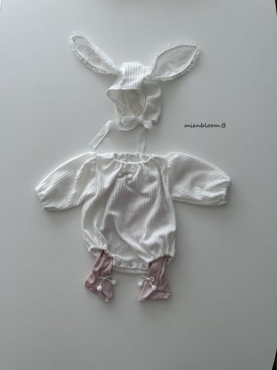 Bloom.b49｜(0m-18m) 蕾絲兔子綁帶帽3