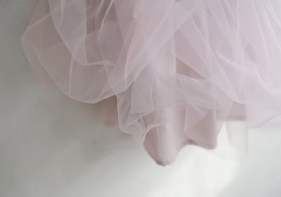 FLO16｜(75-140) 2色蕾絲滾邊薄紗洋裝23