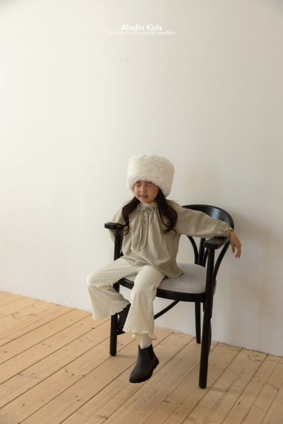 ALADIN03｜(75cm-114cm) 蕾絲壓紋緞帶上衣16