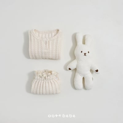 Oottbebe04｜(0m-12m) 壓紋捲邊套裝7